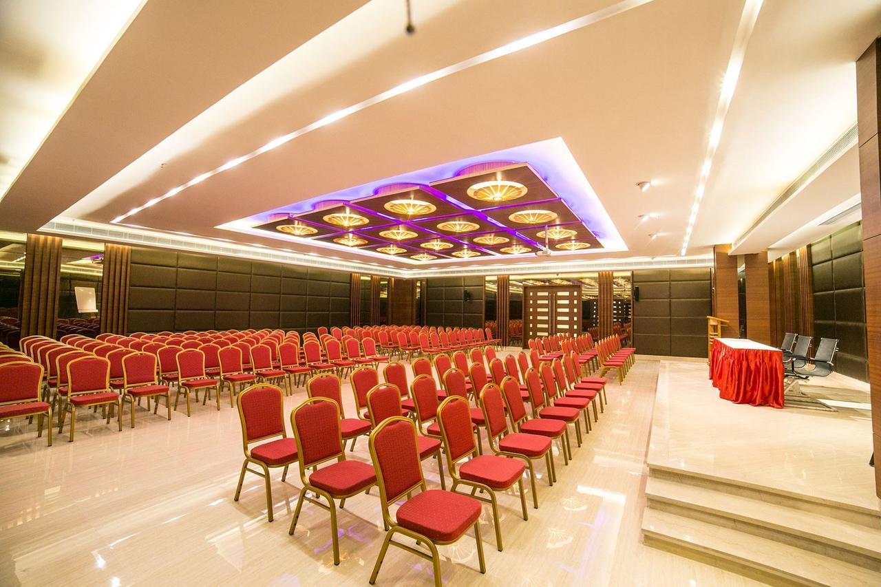 Hotel Vivera Grande Dindigul Bagian luar foto