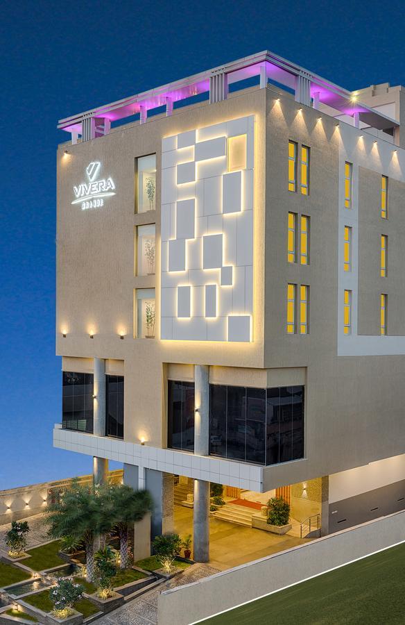 Hotel Vivera Grande Dindigul Bagian luar foto
